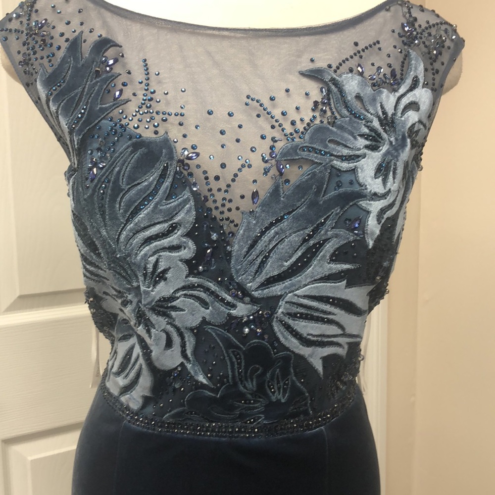 Elegant Navy Beaded Evening Gown - Picture 4 of 5